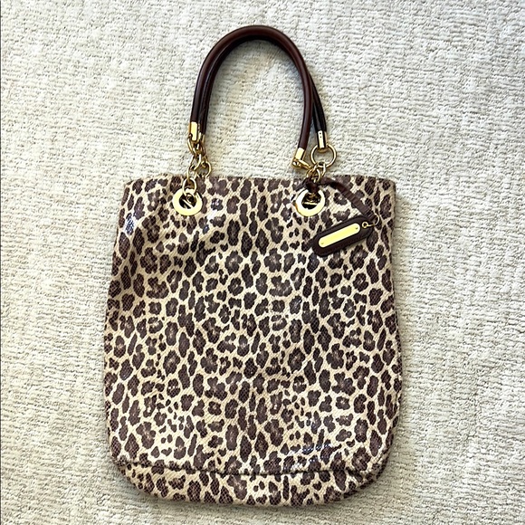 Cynthia Rowley Handbags - Cynthia Rowley snakeskin cheetah print bag!